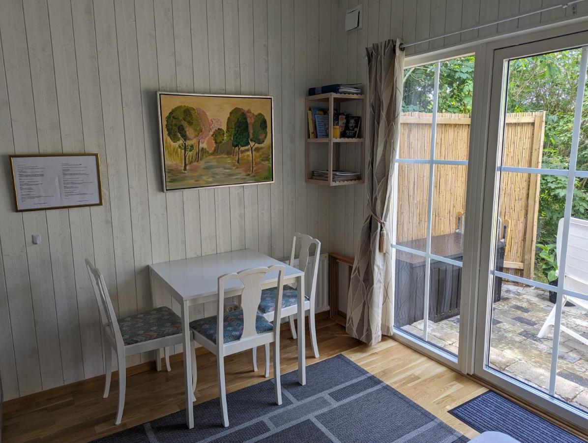 Cute Little Cottage In Hoellviken Ngoại thất bức ảnh