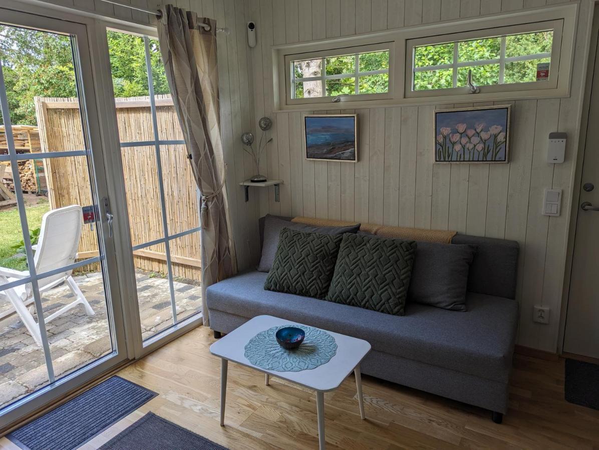 Cute Little Cottage In Hoellviken Ngoại thất bức ảnh